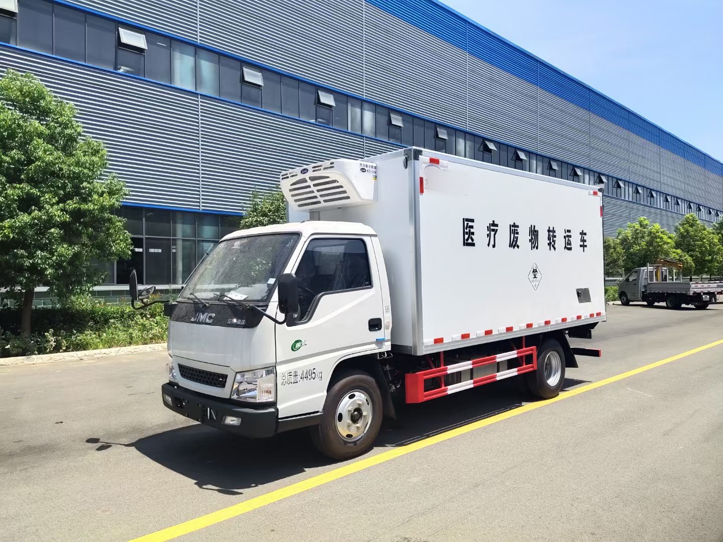 江鈴藍牌4.1米醫療廢物轉運車