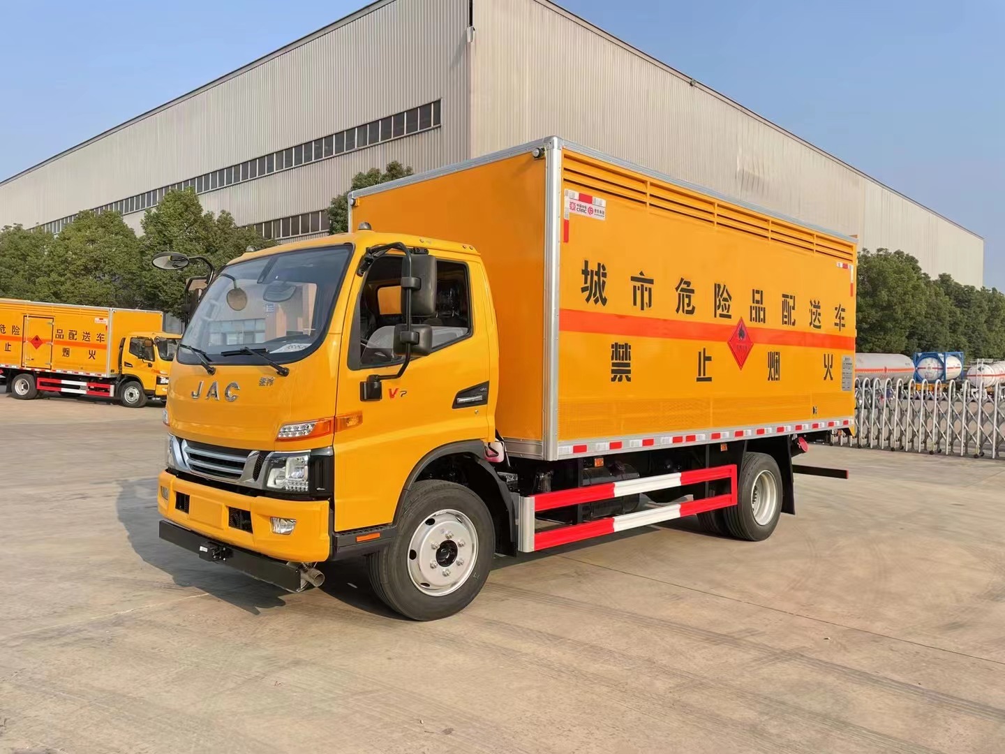 江淮5.2米氣體廂式