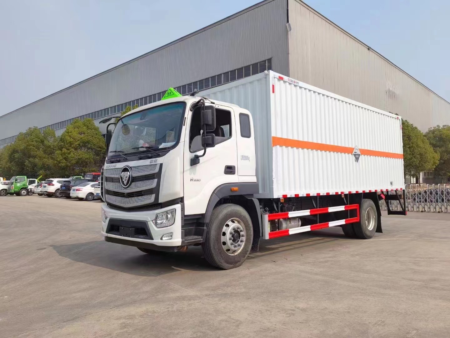 福田歐航（6.2米/6.8米）10噸腐蝕性物品廂式車